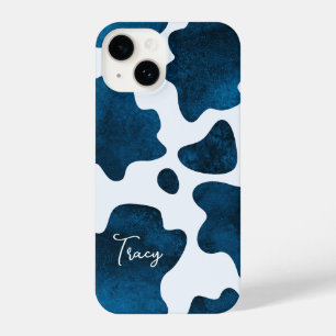 Midnight Meadow: Navy Blue Koe Print iPhone 14 Hoesje