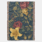 Midnight Victorian Floral – Yellow Lilies & Roses  Deken (Voorkant Verticaal)