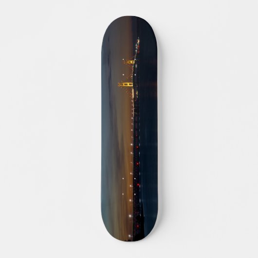 Mighty Mac bij nacht Pano Skateboard (Voorkant)