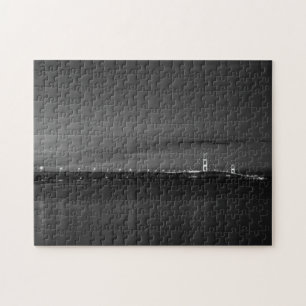 Mighty Mac op Night Pano Grayscale Legpuzzel