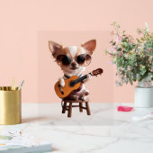 mignon chihuahua jouant de la guitare classique de (Mariage)