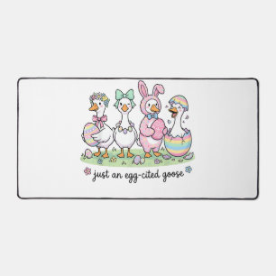 Mignon juste une fille oie eggcitée jour de Pâques