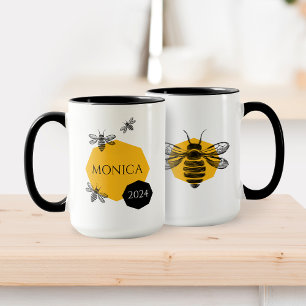 Mignonne Bee Yellow Honeycomb Nom Année Mug pour a