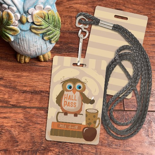 Mignonne Brown Owl Étudiant Hall Badge avec nom