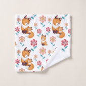 Mignonne mère renard rouge avec bébé Fête des mère (Gant de toilette)