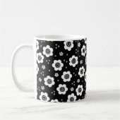 Mignonne tasse de fleurs blanches noires (Gauche)