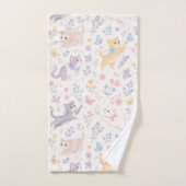 Mignons chatons pastel et papillons floraux (Serviette à main)