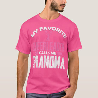 Mijn favoriete Cheerleader roept me oma Cute Chee  T-shirt