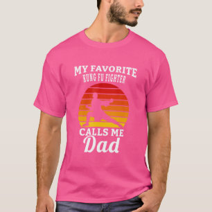 Mijn favoriete Kung Fu-vechter noemt me Mom Kung F T-shirt