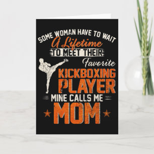 Mijn favoriete MMA-kickbokser roept me Kaart