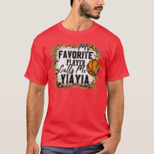 Mijn favoriete speler roept me Yiayia basketbalmot T-shirt