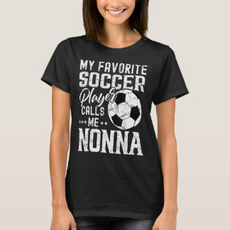 Mijn favoriete voetballer roept me nonna op t-shirt