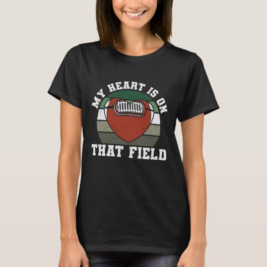 MIJN HART IS OP DAT VELD FUNNEMENT FOOTBALL T-SHIRT (Voorkant)
