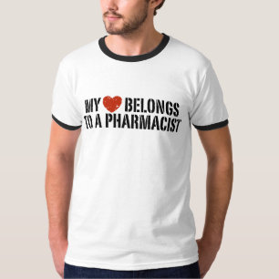 Mijn hart is van een apotheker t-shirt