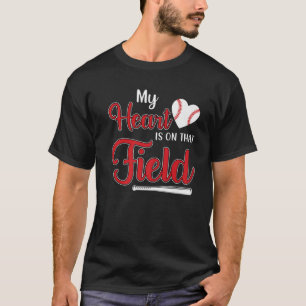Mijn hart ligt op dat veld-honkbal-softbalmama t-shirt