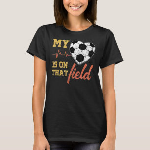 Mijn hart ligt op dat veld voetbal Gezegde Kinder T-shirt
