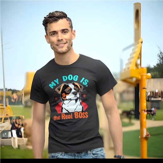 Mijn hond is de echte baas t-shirt