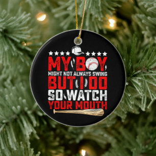 Mijn jongen slaat misschien niet altijd, maar ik w keramisch ornament