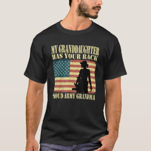 Mijn kleindochter heeft je rug - Proud Army Grandm T-shirt