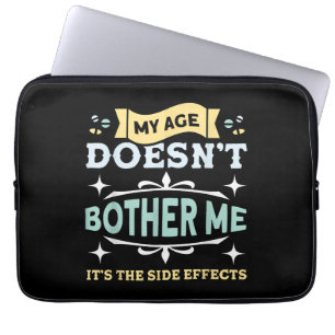 Mijn leeftijd stoort me niet, oude mensen sarcasti laptop sleeve
