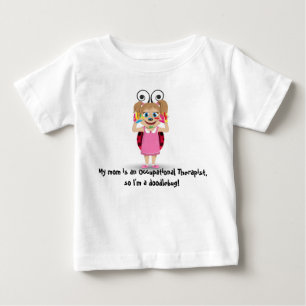Mijn moeder is een ergotherapeut lang T-shirt