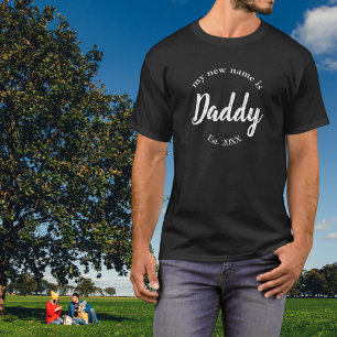 Mijn nieuwe naam is Papa New Pa op Black Est T-shirt