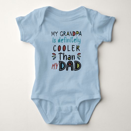 Mijn opa is absoluut cooler dan mijn vader romper (Voorkant)