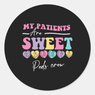 Mijn patienten zijn lieve harten kinderverzorgster ronde sticker