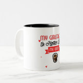 Mijn vriendin is heeter dan mijn koffie tweekleurige koffiemok (Voorkant links)