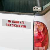 Mijn Zombie Ate Je Voetbal Mam Bumpersticker (Op Truck)