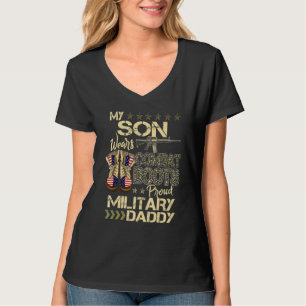 Mijn zoon draagt combatlaarzen Trots militaire p T-shirt