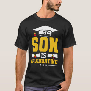 Mijn zoon is afgestudeerd Trots Mam Pap van een Af T-shirt