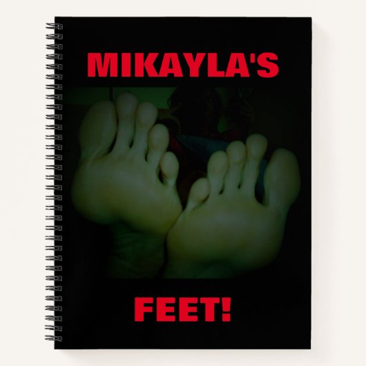MIKAYLA'S FEET NOTITIEBOEK (Voorkant)