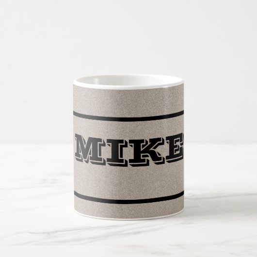 Mike Beige Mok (Center)