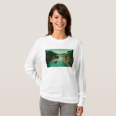 Miles Canyon, Alaska Uitzicht met Mannen neer T-shirt (Voorkant volledig)