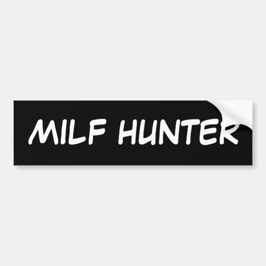 MILF HUNTER BUMPERSTICKER (Voorkant)