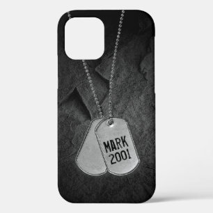 Militaire Dog Tags op Rock iPhone 12 Hoesje