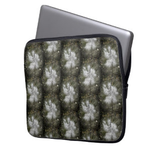 Milkweed   Botervlieg   Mist   Halve daling Laptop Sleeve