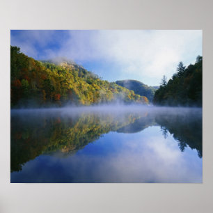 Millcreek Lake en herfstkleuren bij zonsopgang, Poster