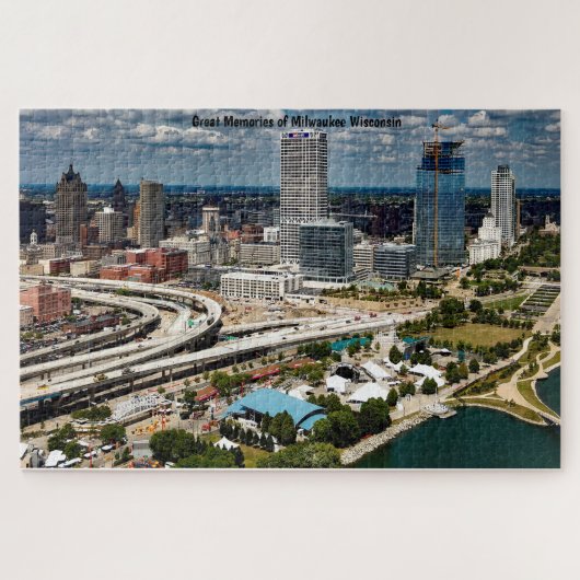 Milwaukee Wisconsin. Puzzle (Horizontal)