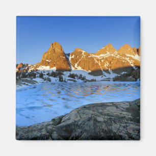 Minaret Lake Sunrise - Sierra Nevada, bevroren Magneet