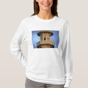 Minaret van de Al-Majarra-moskee, Sharjah, T-shirt