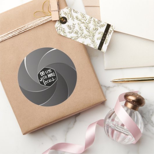 Minder doen met meer focus ronde sticker (Geschenken)