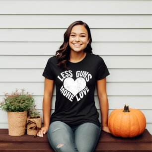 Minder Pistolen Meer liefde T-shirt