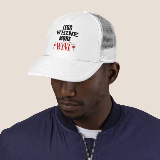 Minder Whine Meer Wijn Funny Wine Lover Trucker Pet (In situ)