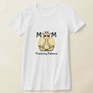 Mindful Moederschap | Geduld oefenende Giraffe T-shirt