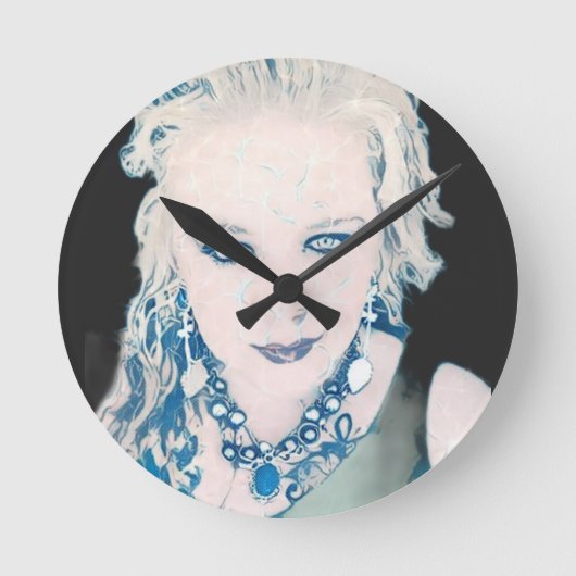 Mindi Kilty Ronde Klok (Voorkant)