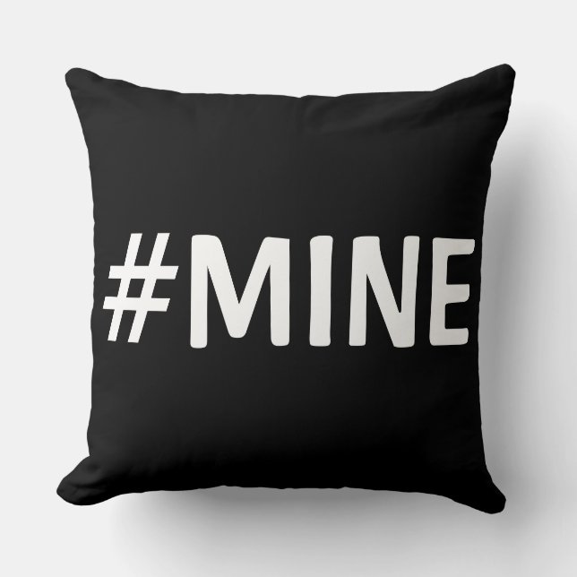 #MINE ZWARTE EN WITTE PILLOW KUSSEN (Voorkant)