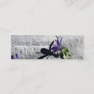 Mini Campanules sur le mur pour le carte de visite de