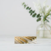 Mini carte de visite d'instructeur de piano d'or (Debout devant)